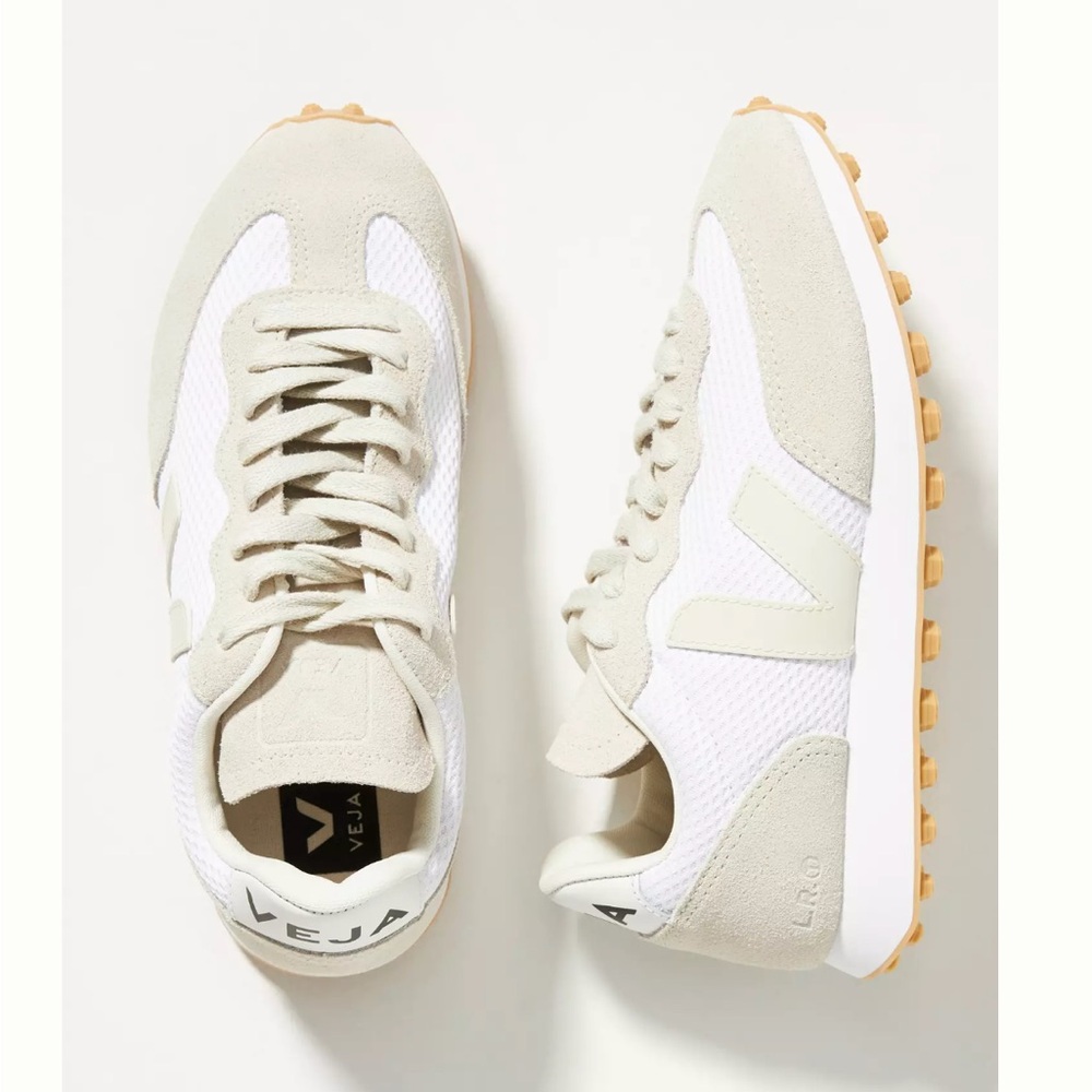 NWT Veja Rio Branco Sneakers
